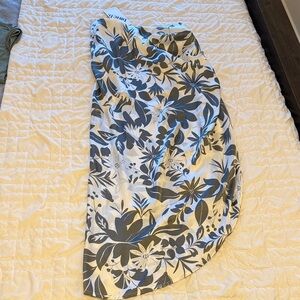 Floral Patterned Satin Skirt